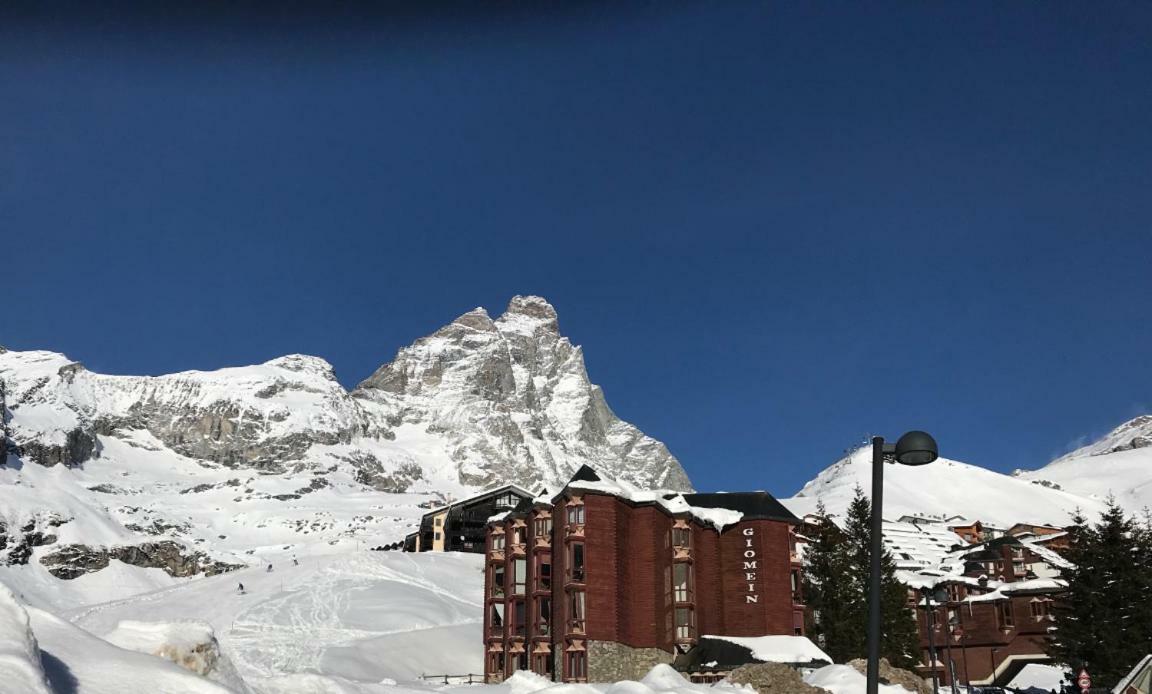 شقة Giomein - Flat In Cervinia 50M From Slopes And City Centre بيريوِل تْشيرفينيا المظهر الخارجي الصورة